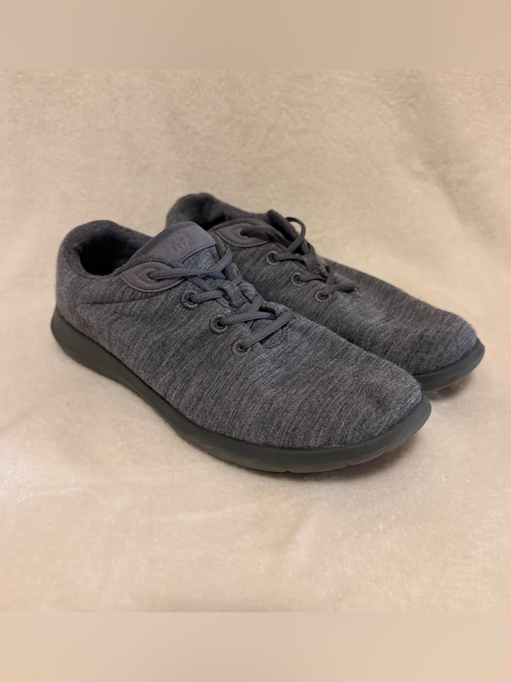 Merinos Dark Grey/Dark Grey Women’s Knit Sneakers Size 11